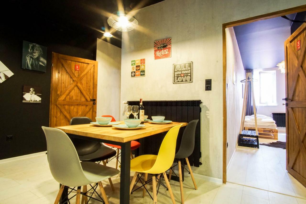 Retro Apartments Жешув Экстерьер фото