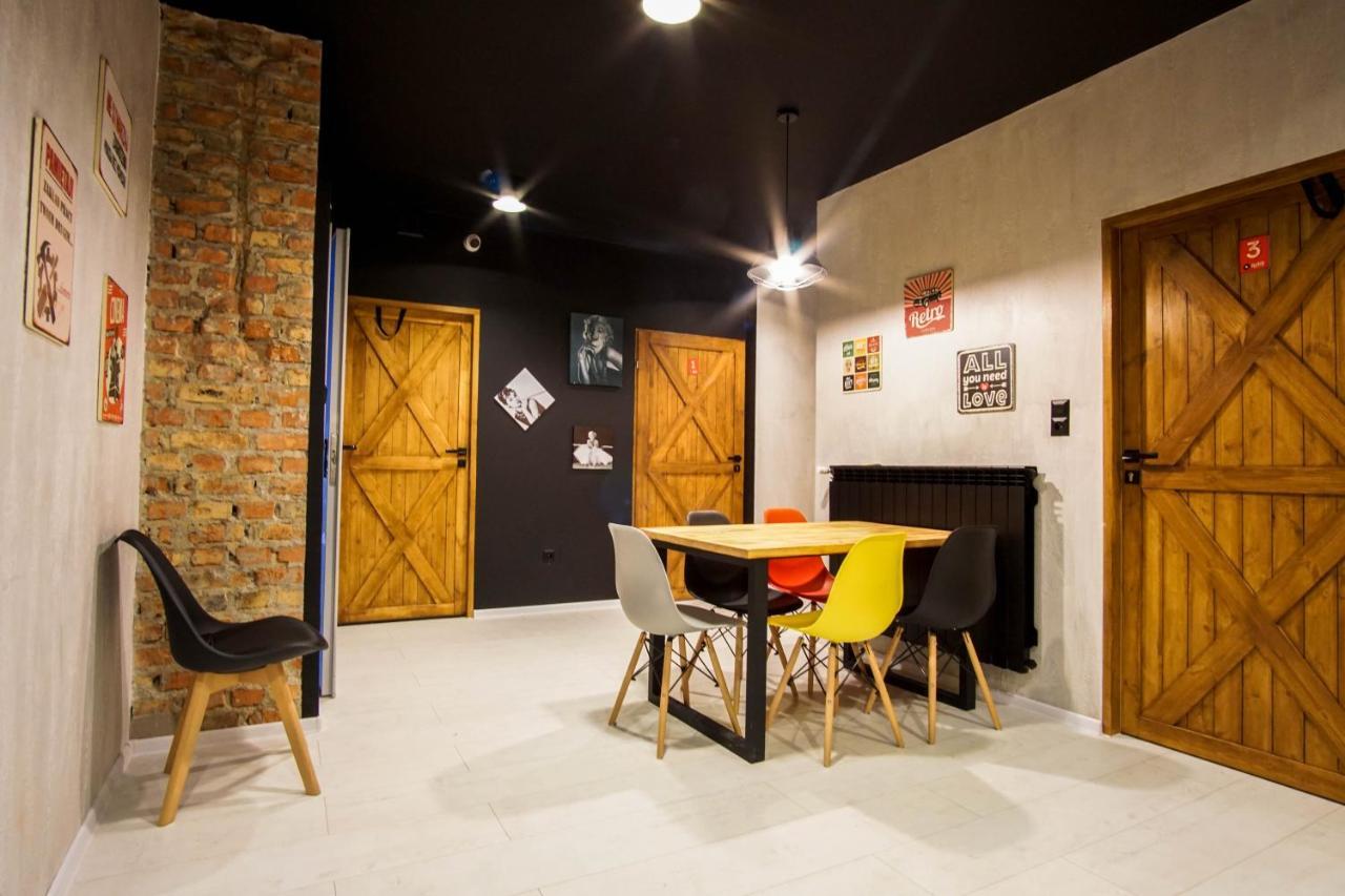 Retro Apartments Жешув Экстерьер фото